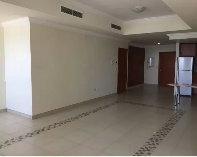 Résidentiel Propriété prête 1 chambre S / F Appartement  a louer au Doha #12972 - 1  image 